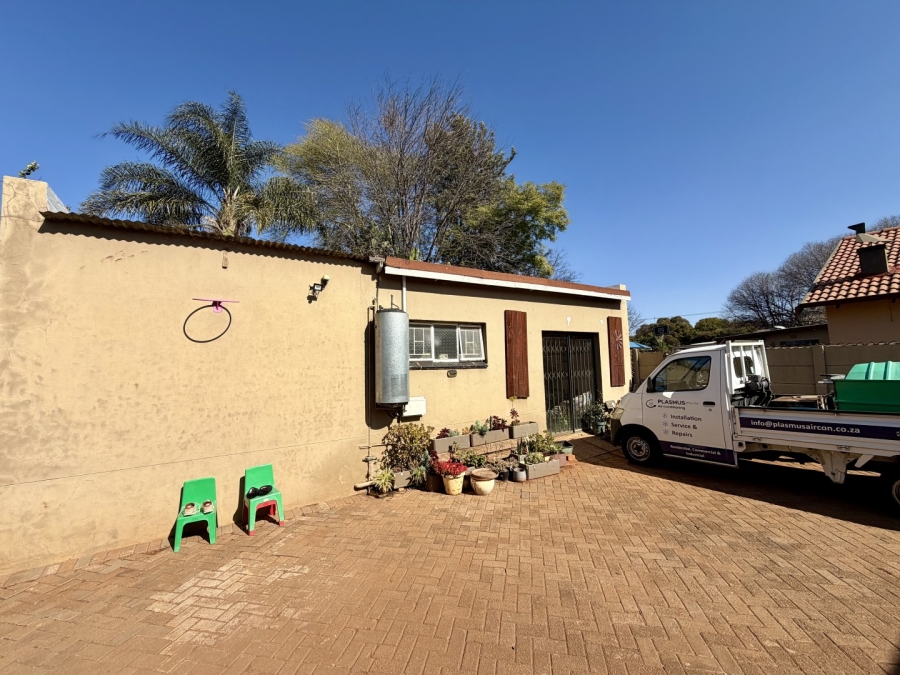 4 Bedroom Property for Sale in Kilner Park Gauteng