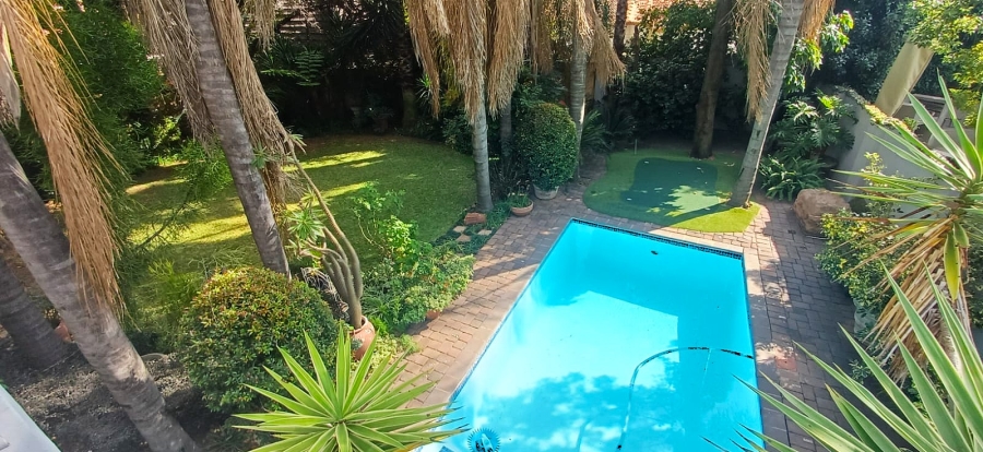 To Let 4 Bedroom Property for Rent in Silver Lakes Golf Estate Gauteng