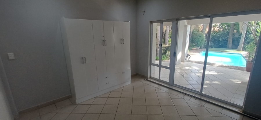 To Let 4 Bedroom Property for Rent in Silver Lakes Golf Estate Gauteng