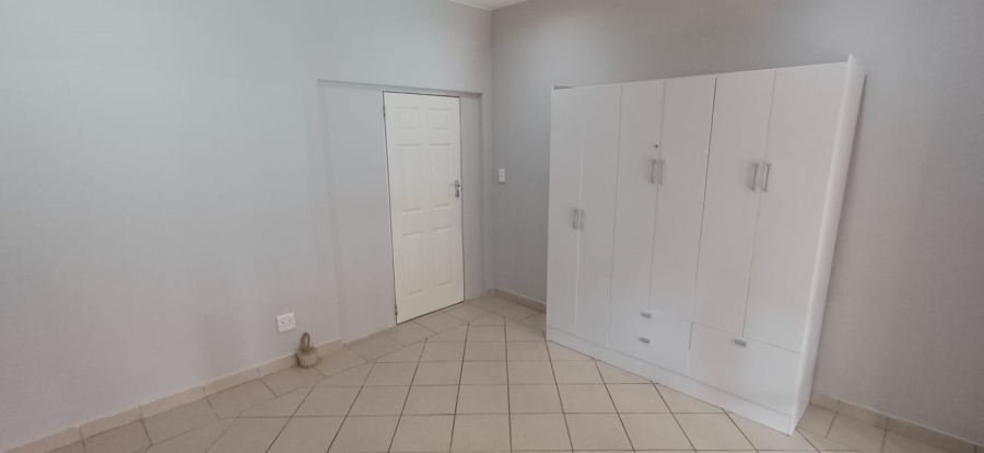To Let 4 Bedroom Property for Rent in Silver Lakes Golf Estate Gauteng
