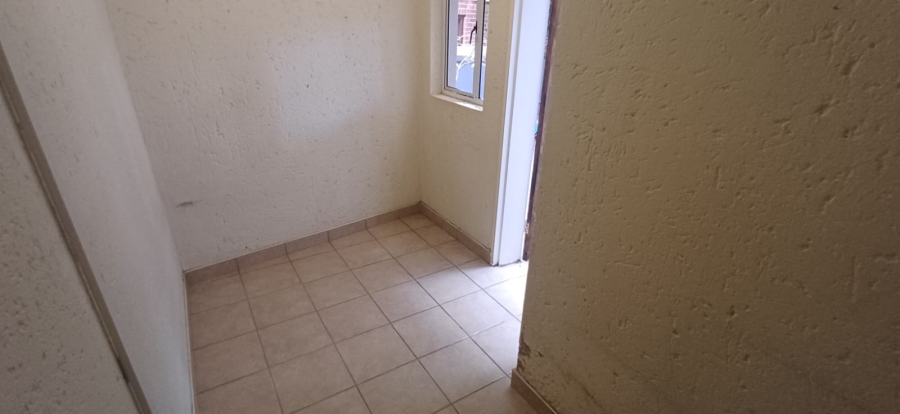 To Let 4 Bedroom Property for Rent in Silver Lakes Golf Estate Gauteng