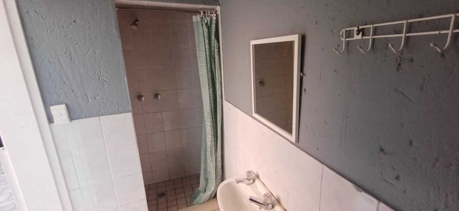 To Let 4 Bedroom Property for Rent in Silver Lakes Golf Estate Gauteng