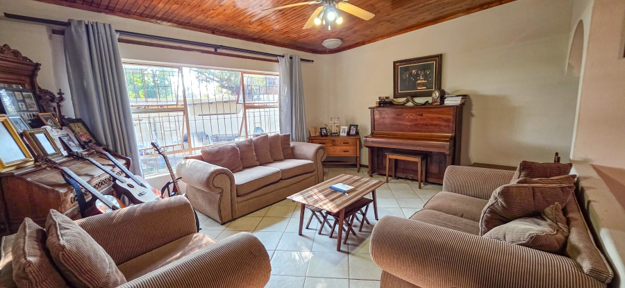 6 Bedroom Property for Sale in Wonderboom Gauteng