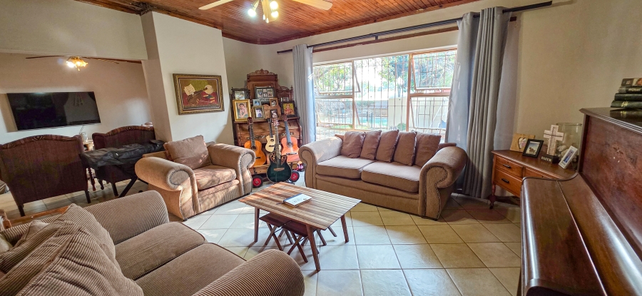 6 Bedroom Property for Sale in Wonderboom Gauteng