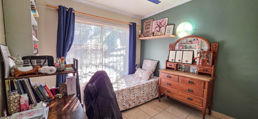 6 Bedroom Property for Sale in Wonderboom Gauteng