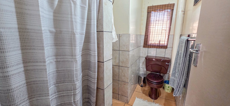 6 Bedroom Property for Sale in Wonderboom Gauteng