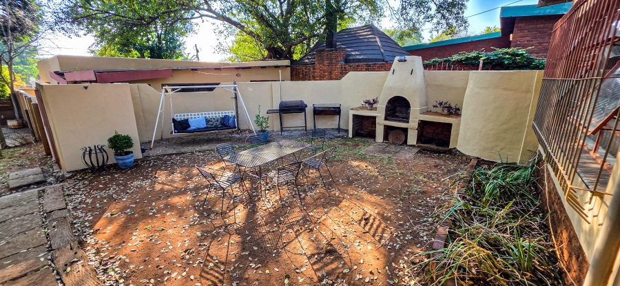 6 Bedroom Property for Sale in Wonderboom Gauteng