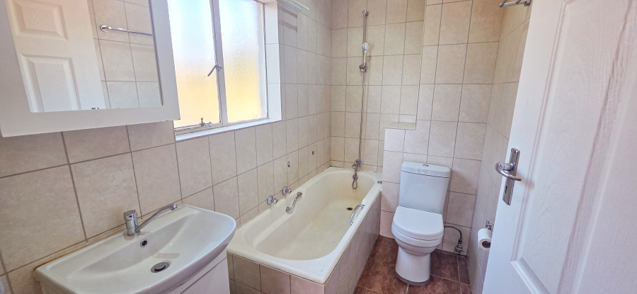 3 Bedroom Property for Sale in Wonderboom Gauteng