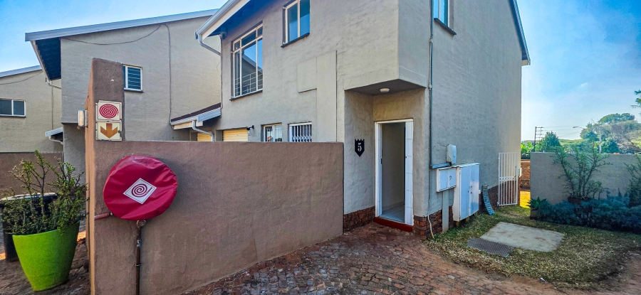 3 Bedroom Property for Sale in Wonderboom Gauteng