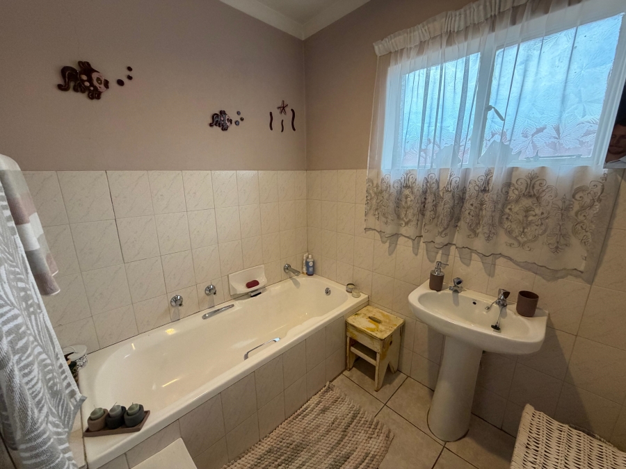 To Let 3 Bedroom Property for Rent in Villieria Gauteng