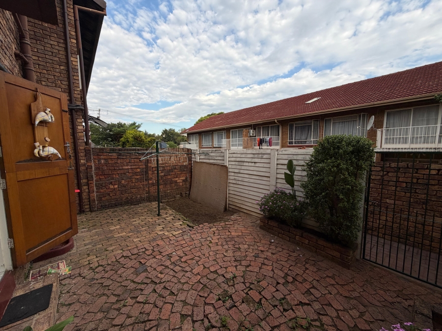 To Let 3 Bedroom Property for Rent in Villieria Gauteng