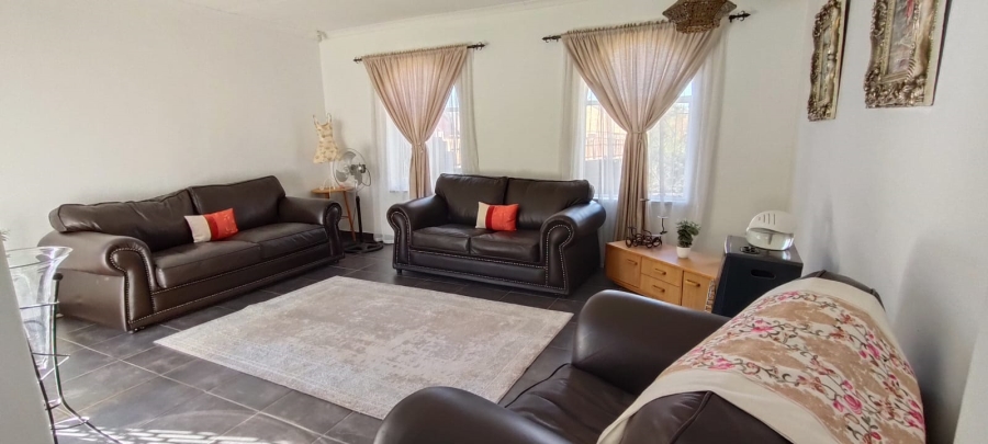 3 Bedroom Property for Sale in Helikonpark Gauteng
