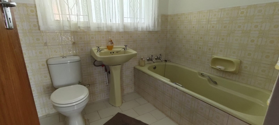 3 Bedroom Property for Sale in Helikonpark Gauteng