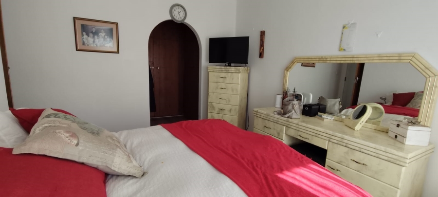 3 Bedroom Property for Sale in Helikonpark Gauteng