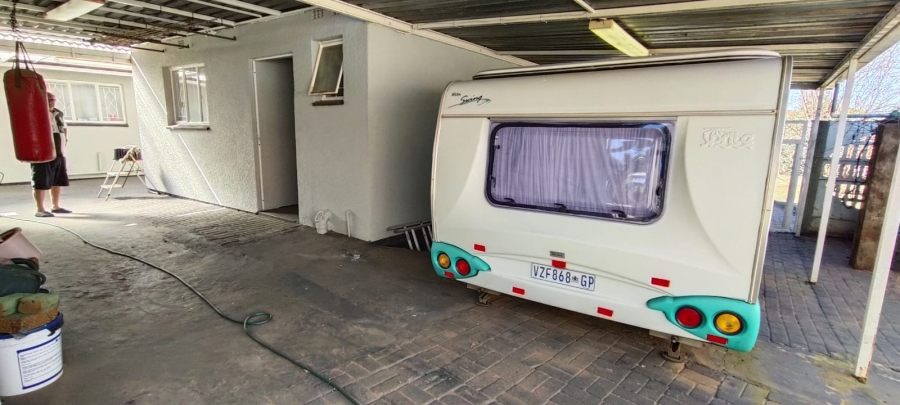 3 Bedroom Property for Sale in Helikonpark Gauteng