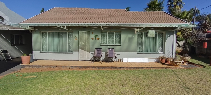 3 Bedroom Property for Sale in Helikonpark Gauteng
