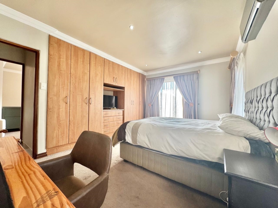 To Let 3 Bedroom Property for Rent in Goedeburg Gauteng