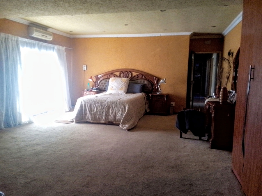 4 Bedroom Property for Sale in Witpoortjie Gauteng