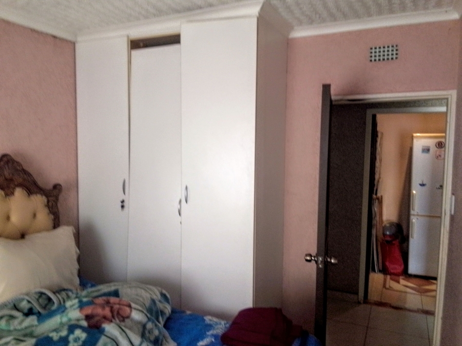 4 Bedroom Property for Sale in Witpoortjie Gauteng