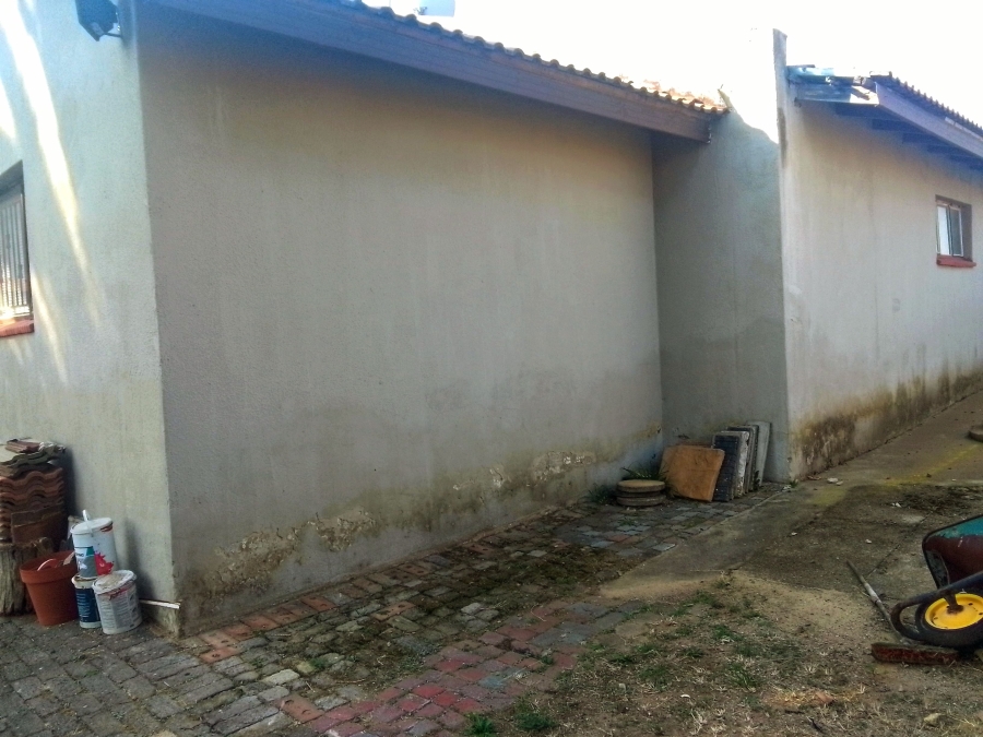 4 Bedroom Property for Sale in Witpoortjie Gauteng