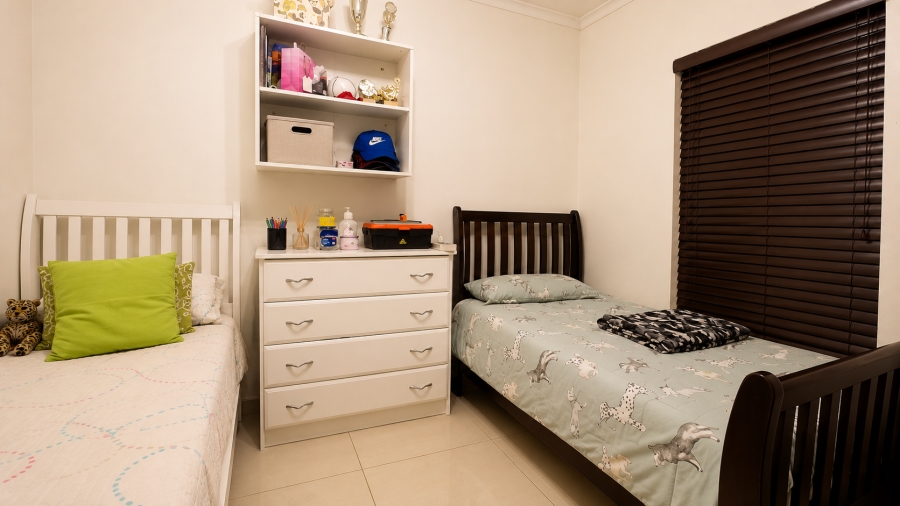 2 Bedroom Property for Sale in Die Hoewes Gauteng