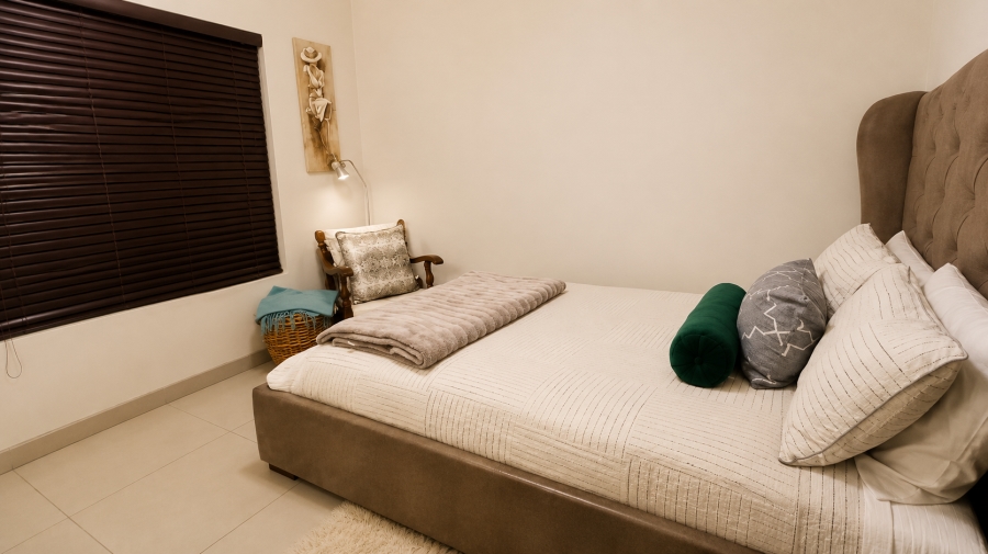 2 Bedroom Property for Sale in Die Hoewes Gauteng