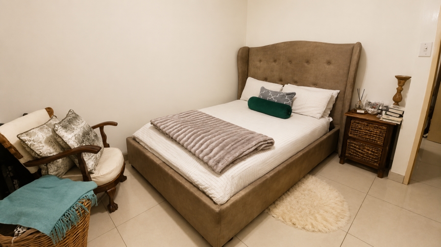 2 Bedroom Property for Sale in Die Hoewes Gauteng