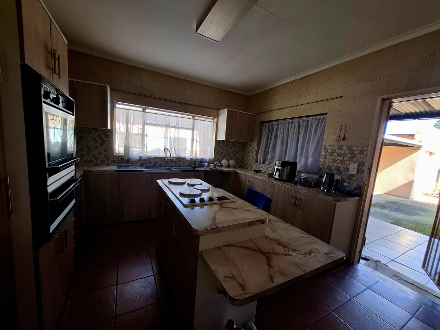 To Let 3 Bedroom Property for Rent in Brakpan Central Gauteng