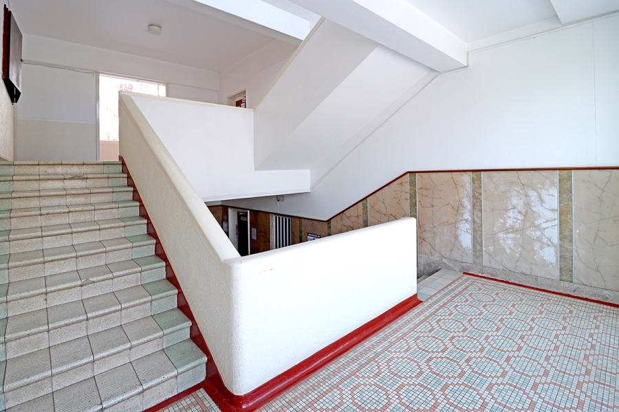2 Bedroom Property for Sale in Observatory Gauteng