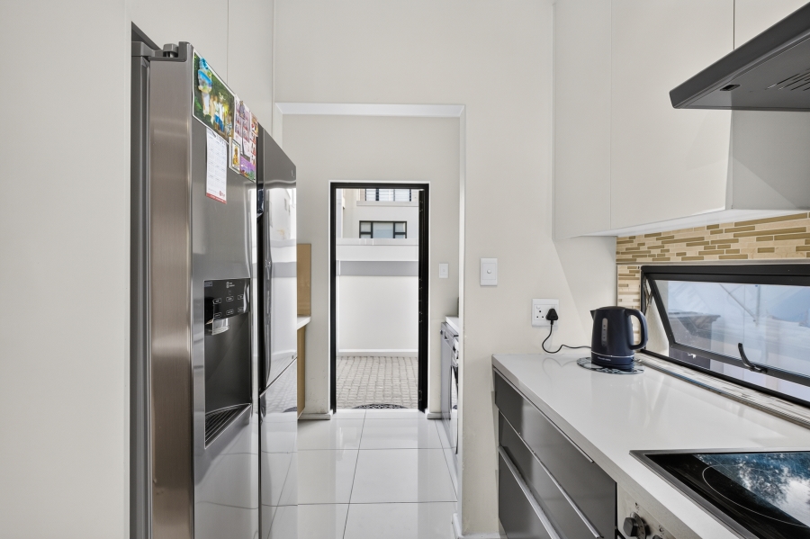 4 Bedroom Property for Sale in Lonehill Gauteng