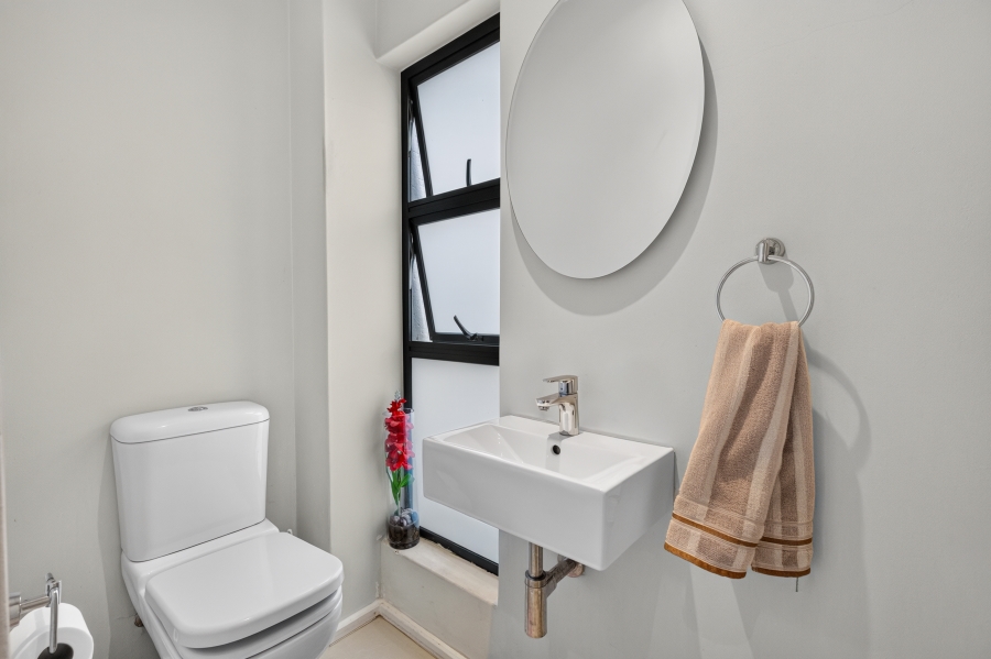 4 Bedroom Property for Sale in Lonehill Gauteng