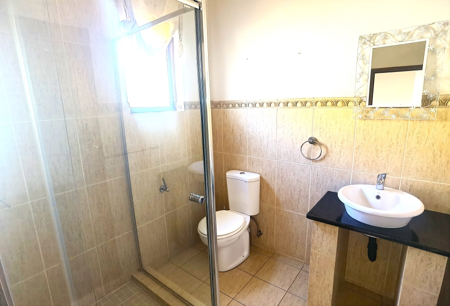 To Let 3 Bedroom Property for Rent in Blue Valley Golf Estate Gauteng