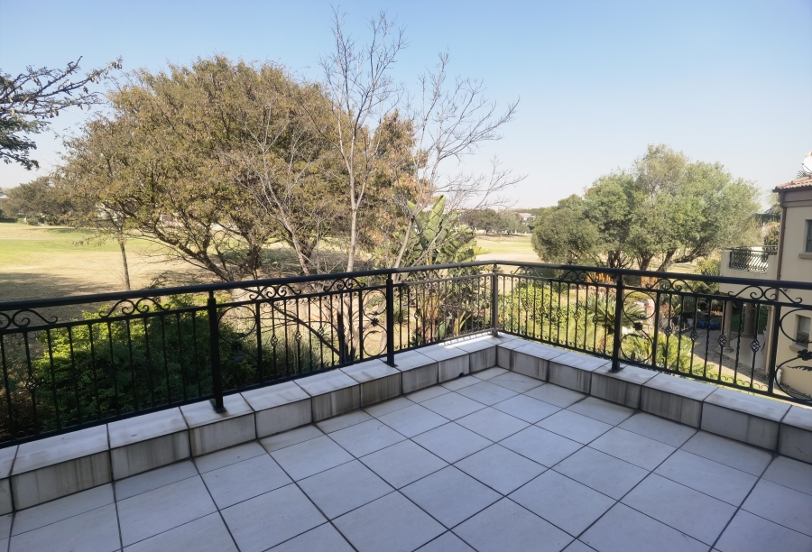To Let 3 Bedroom Property for Rent in Blue Valley Golf Estate Gauteng