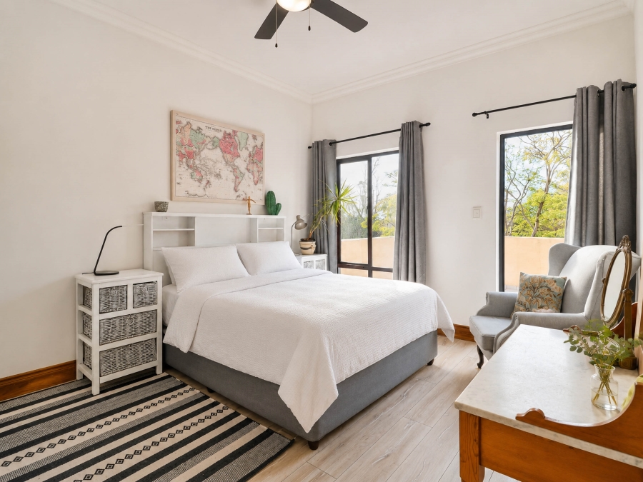 5 Bedroom Property for Sale in Blue Valley Golf Estate Gauteng