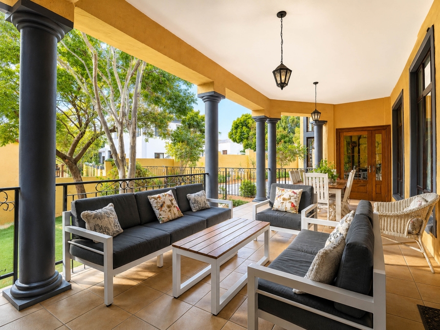 5 Bedroom Property for Sale in Blue Valley Golf Estate Gauteng