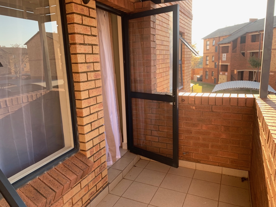 2 Bedroom Property for Sale in Olympus AH Gauteng