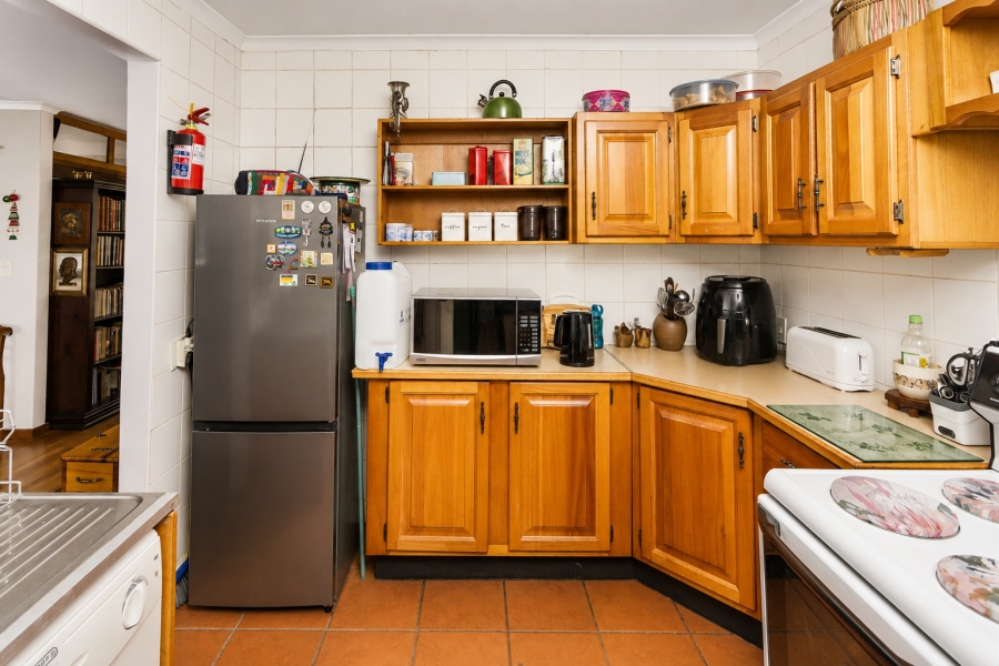 2 Bedroom Property for Sale in Die Hoewes Gauteng