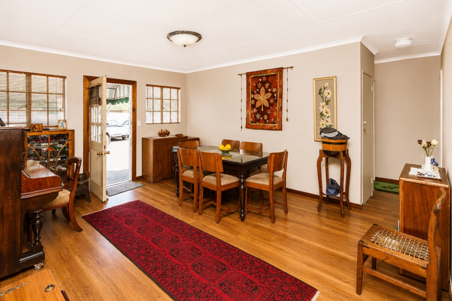 2 Bedroom Property for Sale in Die Hoewes Gauteng