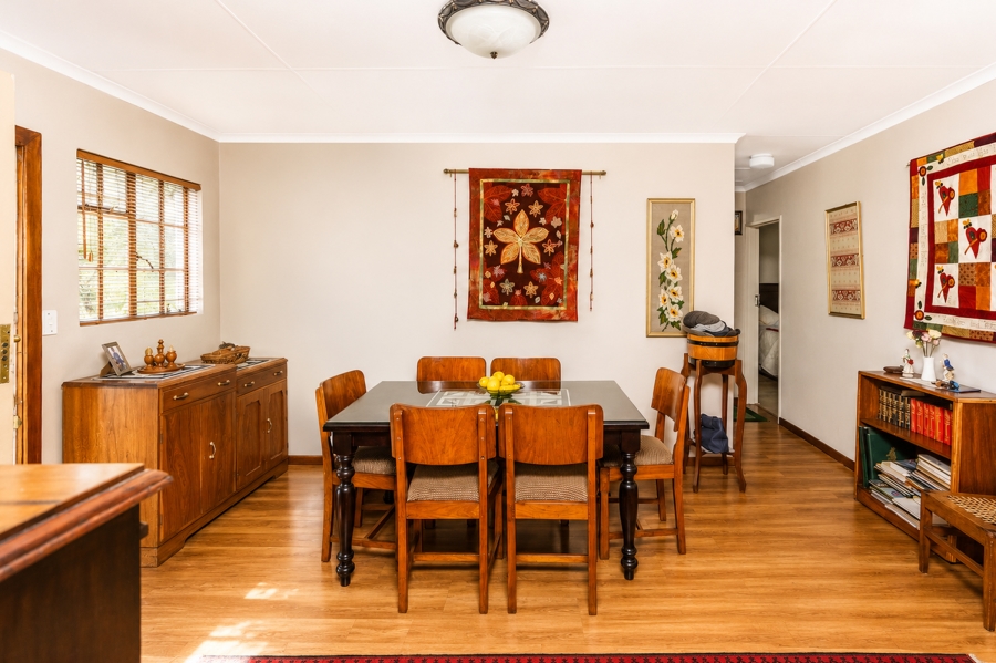 2 Bedroom Property for Sale in Die Hoewes Gauteng