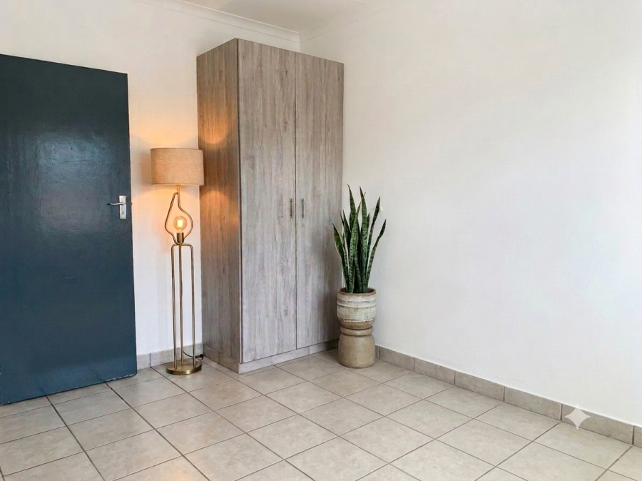 2 Bedroom Property for Sale in Montana Tuine Gauteng