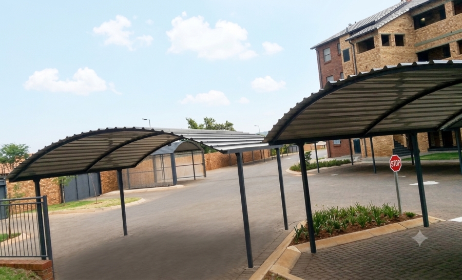 2 Bedroom Property for Sale in Montana Tuine Gauteng