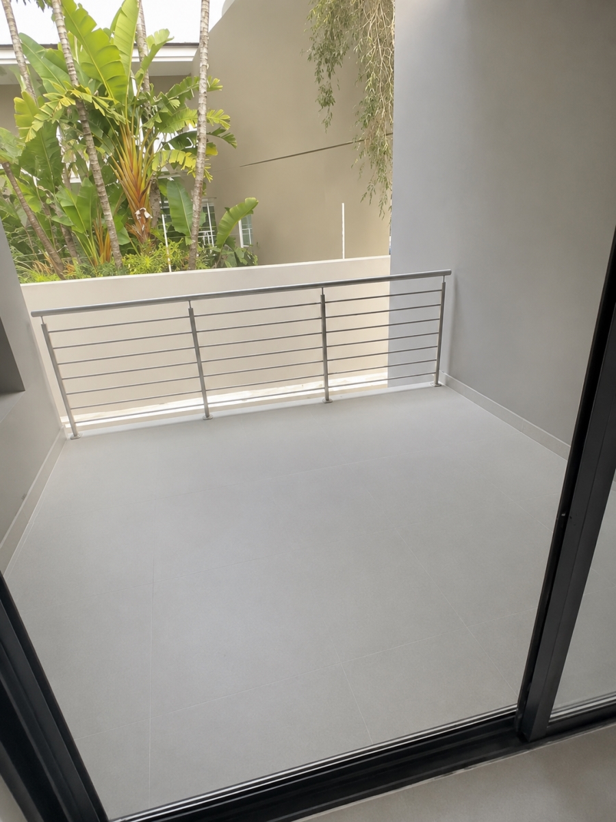 To Let 2 Bedroom Property for Rent in Waverley Gauteng