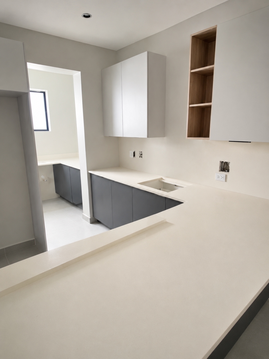 To Let 2 Bedroom Property for Rent in Waverley Gauteng