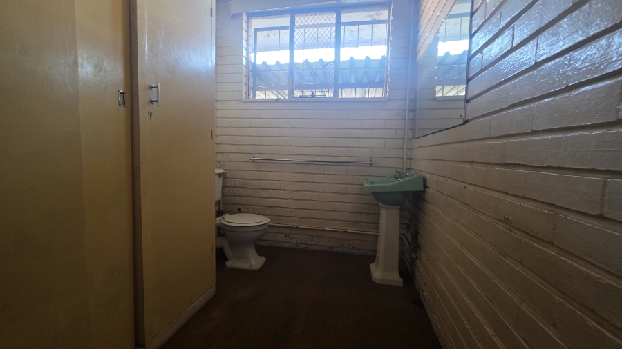4 Bedroom Property for Sale in Selection Park Gauteng