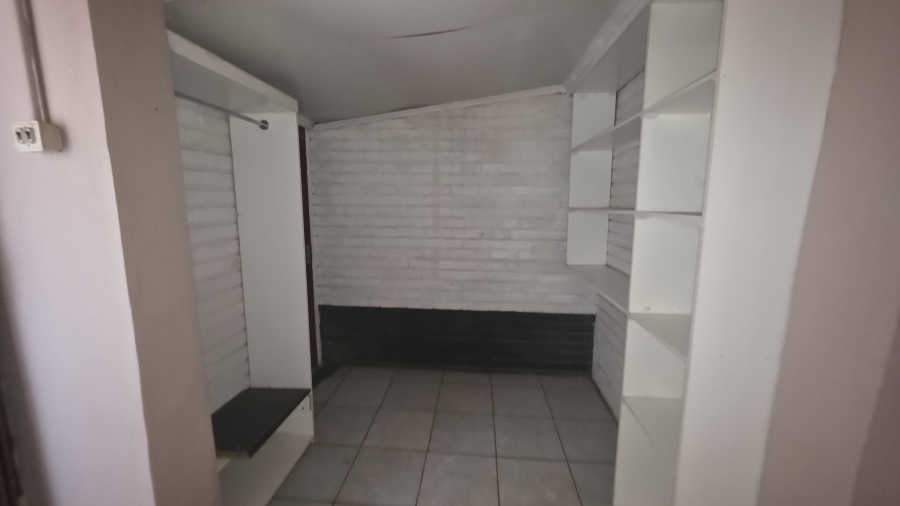 4 Bedroom Property for Sale in Selection Park Gauteng