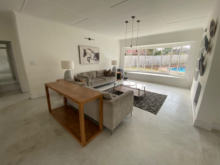 3 Bedroom Property for Sale in Farrarmere Gauteng