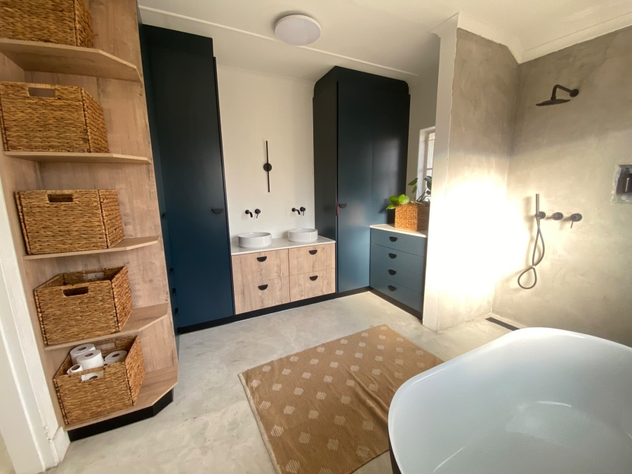 3 Bedroom Property for Sale in Farrarmere Gauteng