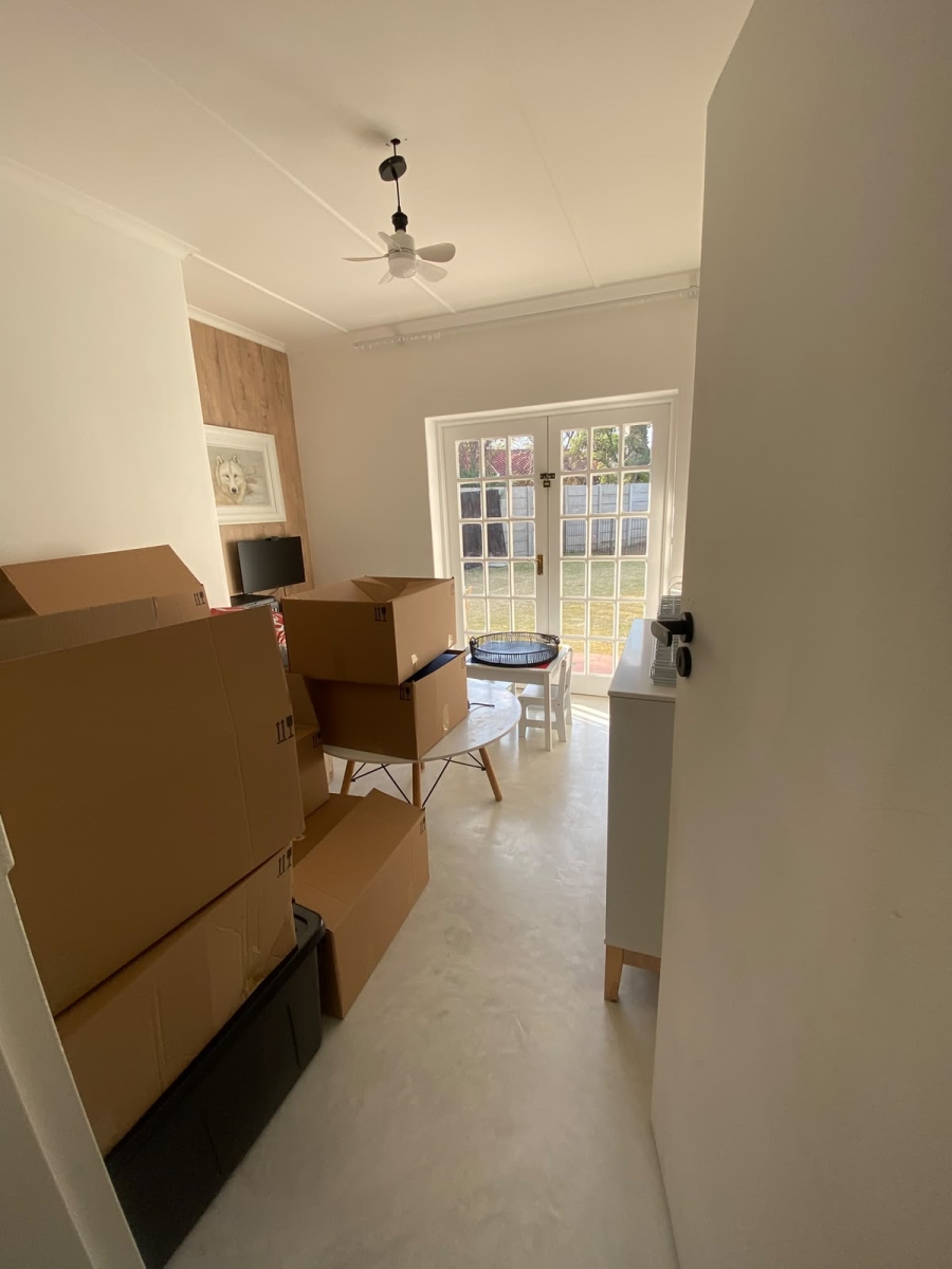 3 Bedroom Property for Sale in Farrarmere Gauteng