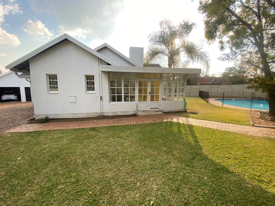 3 Bedroom Property for Sale in Farrarmere Gauteng