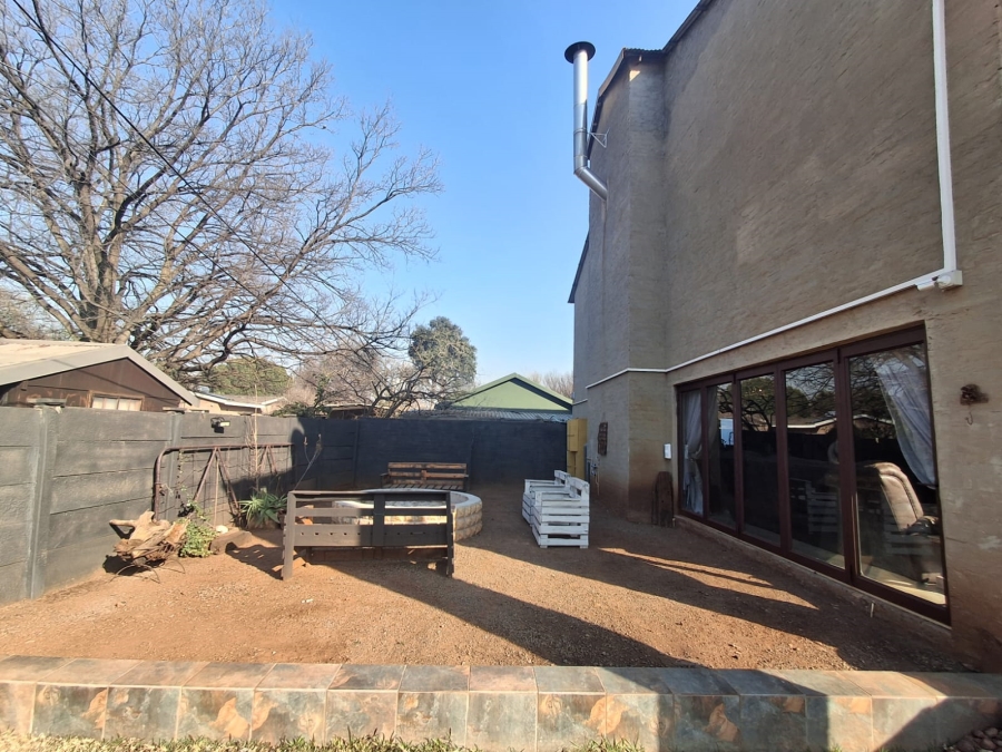 5 Bedroom Property for Sale in Meyerton Central Gauteng